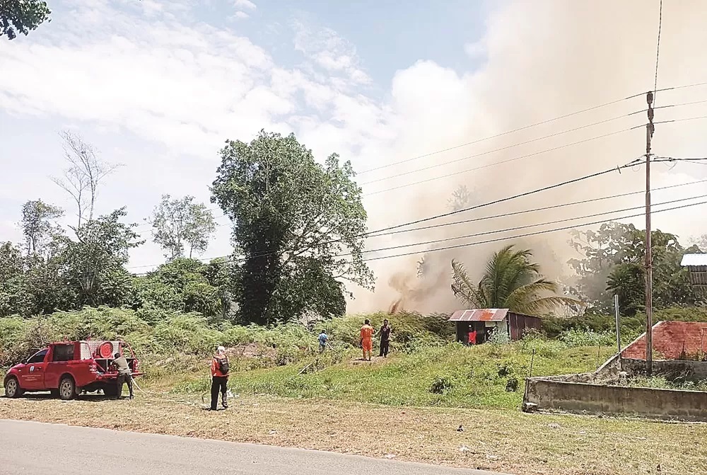 DIDUGA DIBAKAR: Sekira 7,68 hektare di Jalan Ujang Fatimah, Desa Binusan mengalami kebakaran. FOTO: DOK BPBD NUNUKAN