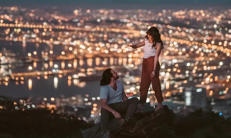 ilustrasi hubungan pria dan wanita