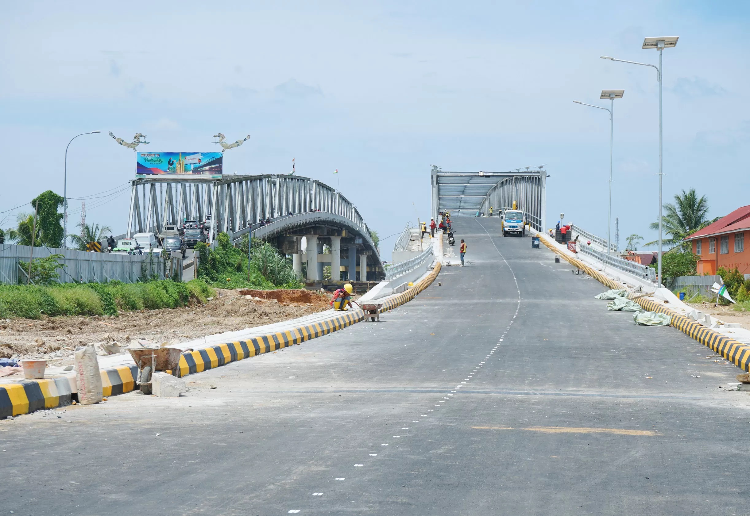 Kembaran Jembatan Kapuas 1 yang sudah rampung dikerjakan. (HARYADI/PONTIANAKPOST)