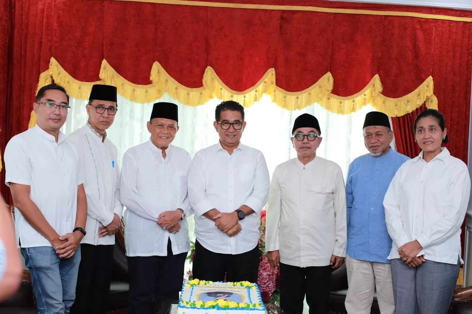 Rombongan KONI Kaltim yang dipimpin Ketua Umum Rusdiansyah Aras (ketiga kanan) menggelar audiensi dengan Pj Gubernur Kaltim Akmal Malik, Sabtu (16/3). (DONI ADITYA)