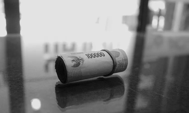 ilustrasi uang kertas