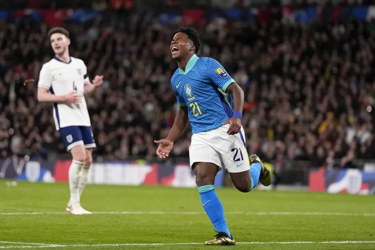 Potret Endrick Felipe saat merayakan gol pertamanya untuk Timnas Brazil. (Sumber Foto : AP News)