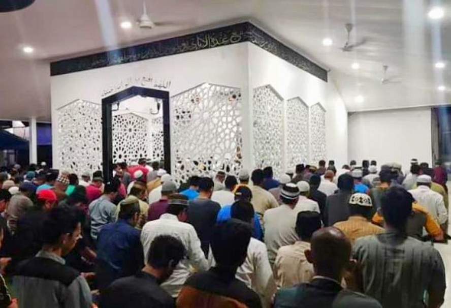RUTINITAS: Warga binaan Rutan Kelas II B Balikpapan menjalankan salat Tarawih tiap malam selama Ramadan.