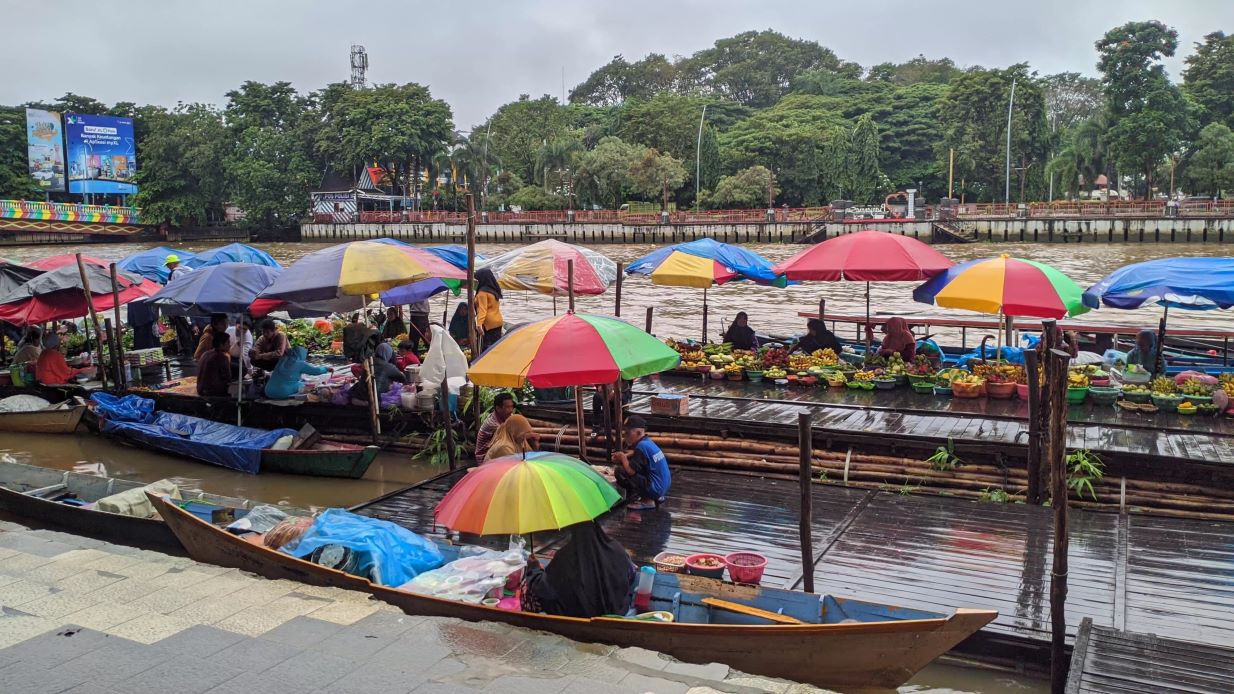 TERAPUNG: Pasar Terapung, warisan budaya yang masih tersisa di Kalsel.