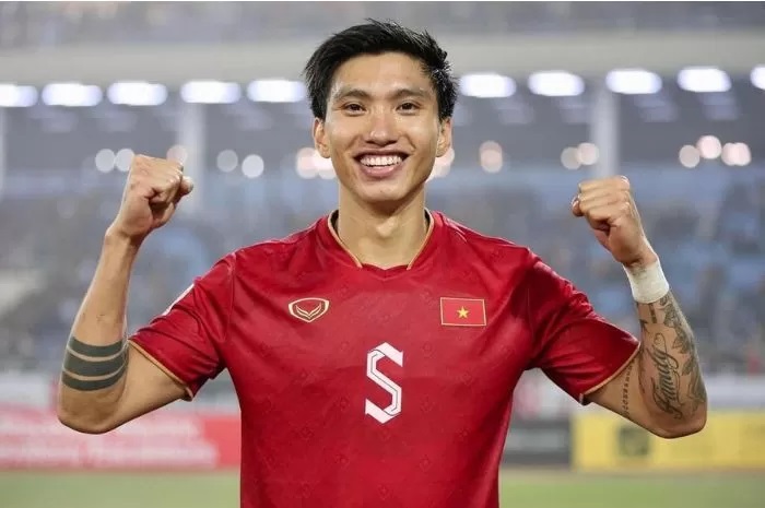 TARGET MANAJEMEN: Doan Van Hau bintang Timnas Vietnam yang pernah bermain di SC Heerenveen Belanda jadi salah satu target manajemen Semen Padang FC. (Instagram Doan Van Hau)