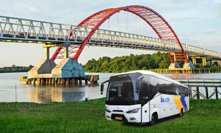 DAMRI sediakan angkutan antar kota di Palangka Raya. (Instagram @damriindonesia)