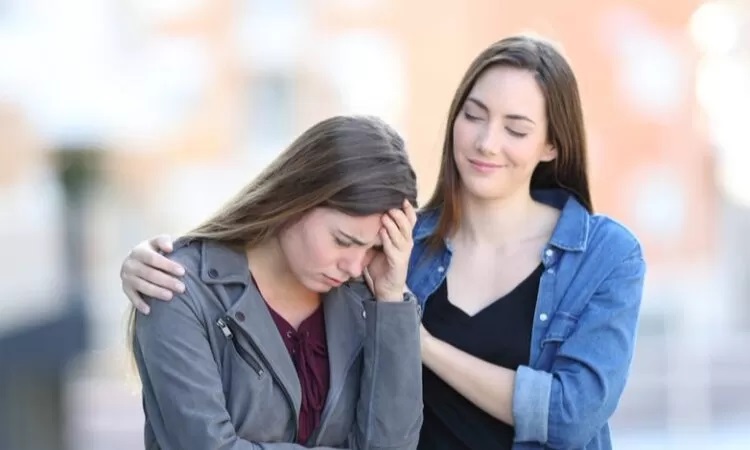 5 tanda yang menunjukkan bahwa teman Anda merasa iri kepada Anda menurut psikologi (drprem.com)