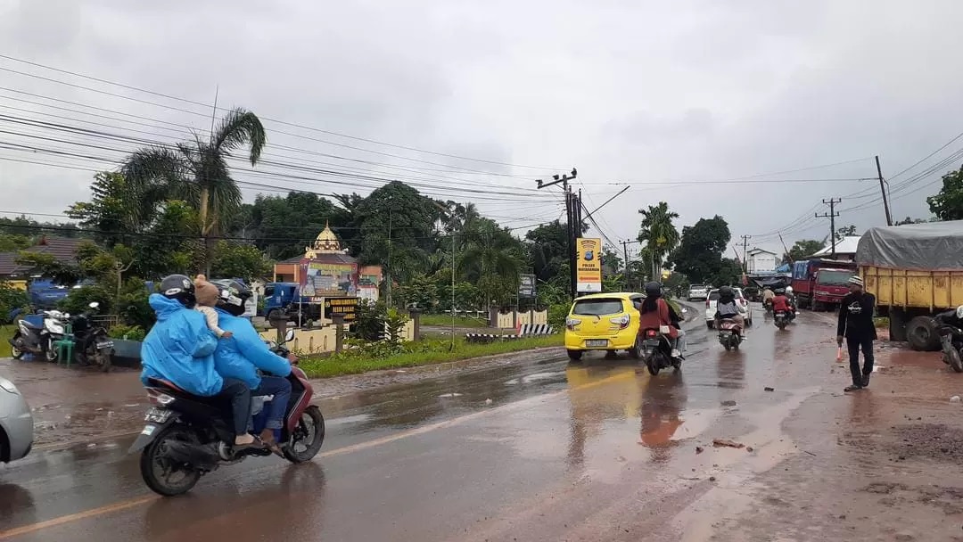 RAWAN: Kasatlantas Banjar sebut kawasan Mataraman Kabupaten Banjar menjadi wilayah yang rawan pada mudik lebaran mendatang. (Sheilla Farazela/Radar Banjarmasin)