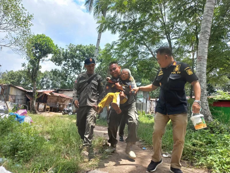 Bocah diamankan karena mengemis.