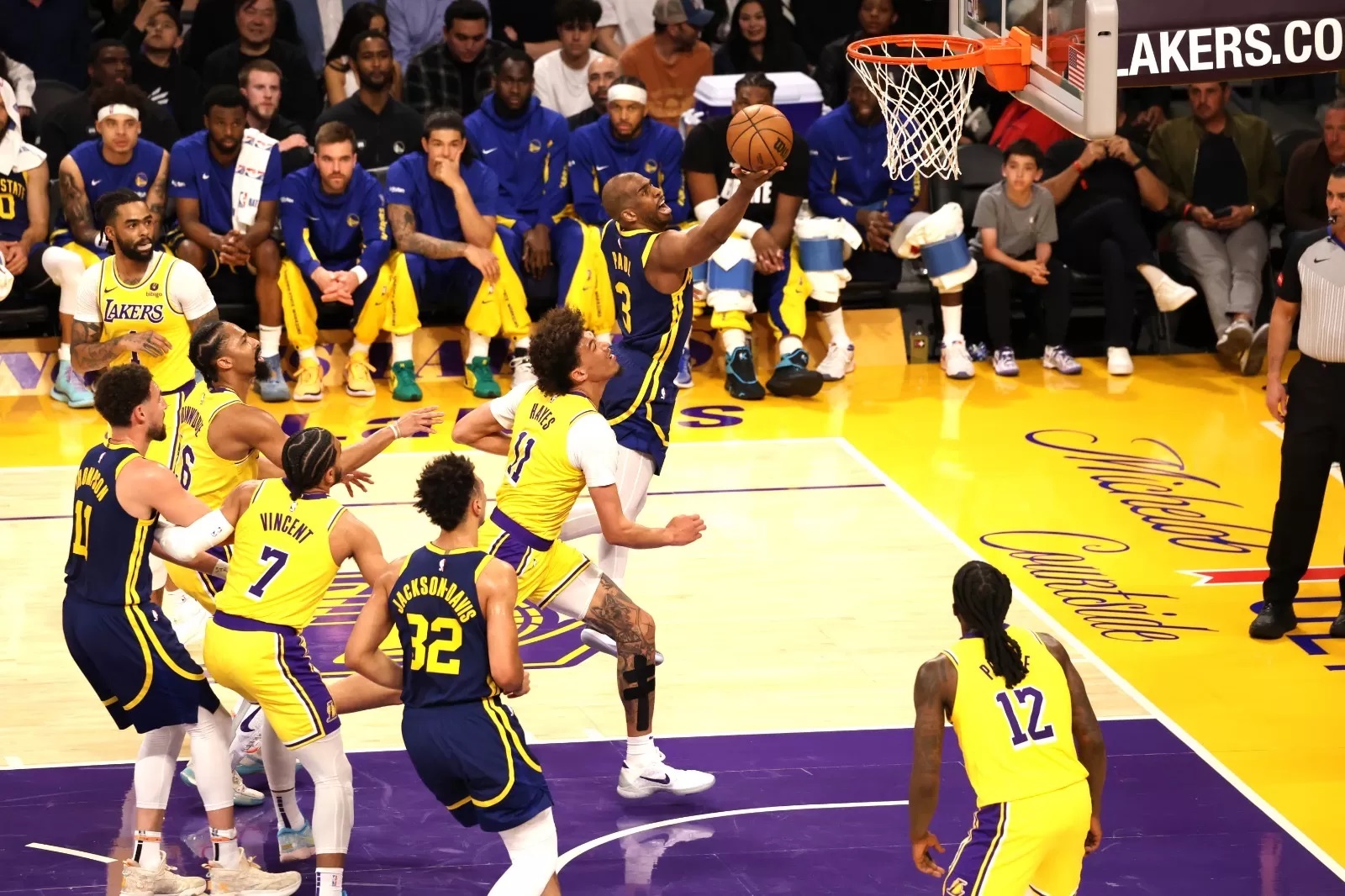 Golden State Warrors berhasil mengalahkan LA Lakers (Bobby Arifin/Jawa Pos)