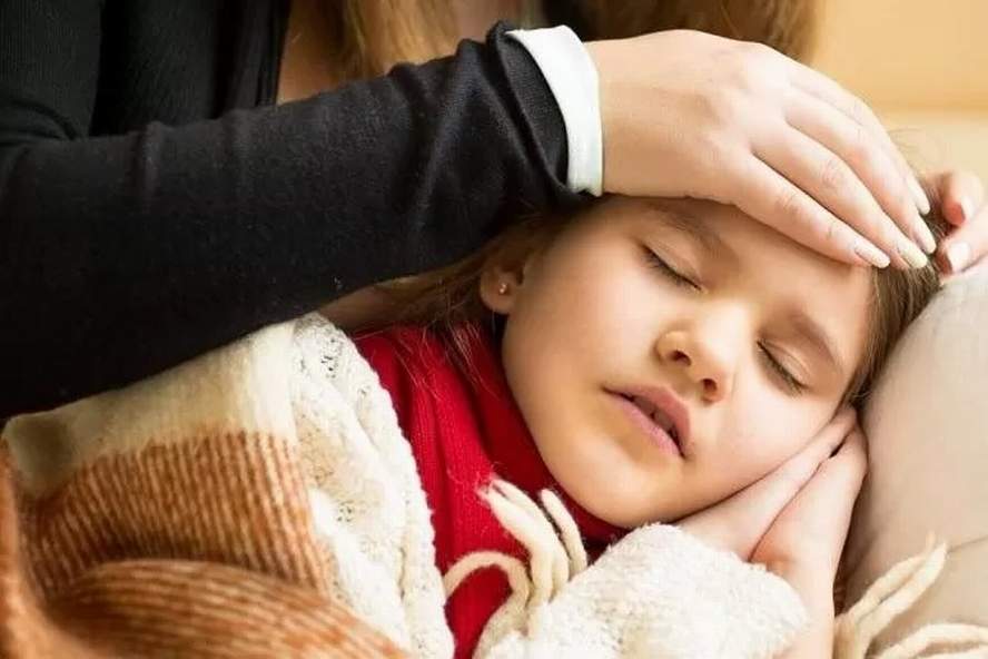 ilustrasi anak sakit