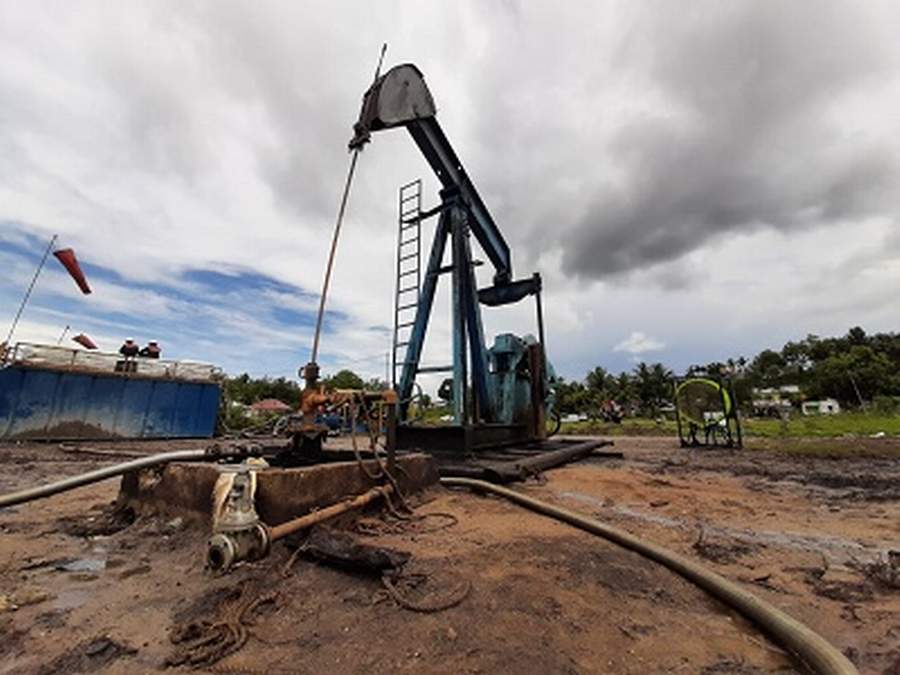 ilustrasi sumur minyak