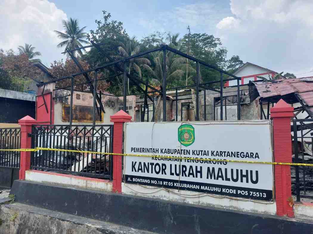 Penampakan kantor Lurah Maluhu yang ludes terbakar pada tanggal 10 April lalu (Elmo/Prokal.co)
