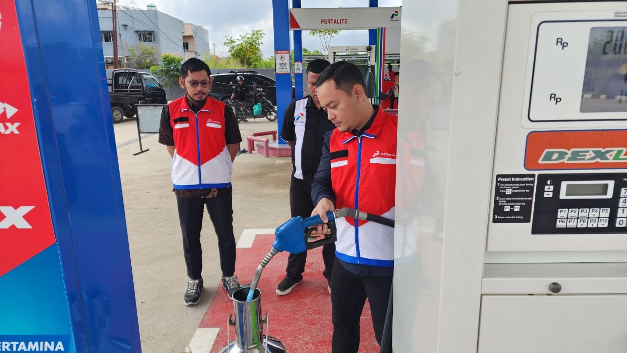 ENERGI: Pertamina menerapkan penggunaan QR Code untuk pembelian bahan bakar jenis pertalite di Berau.