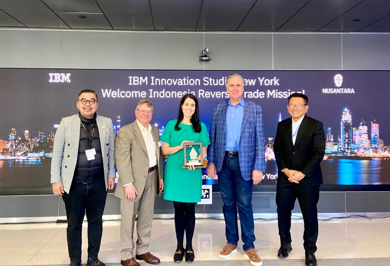 Delegasi Otorita mengunjungi IBM dan New York Officer of Technology and Innovation.