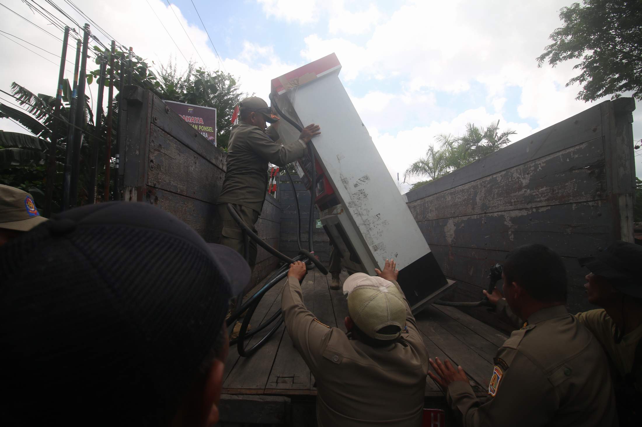 Razia Pom mini di Balikpapan.