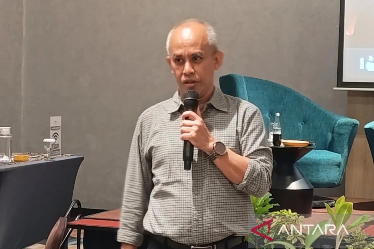 Ketua Bidang Komisioner Penyelesaian Sengketa Informasi KIP Syawaludin MH dalam acara Sinergitas Komisi Informasi Pusat dengan Insan Pers di Karawang, Jawa Barat, Sabtu (27/04/2024). (ANTARA/Agatha)