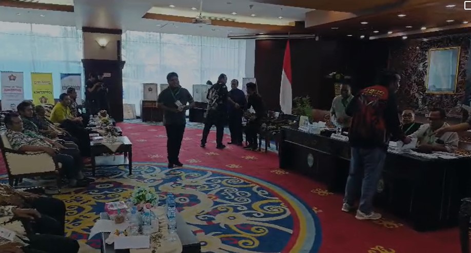 Proses pemilihan ketua PWI Kaltim.
