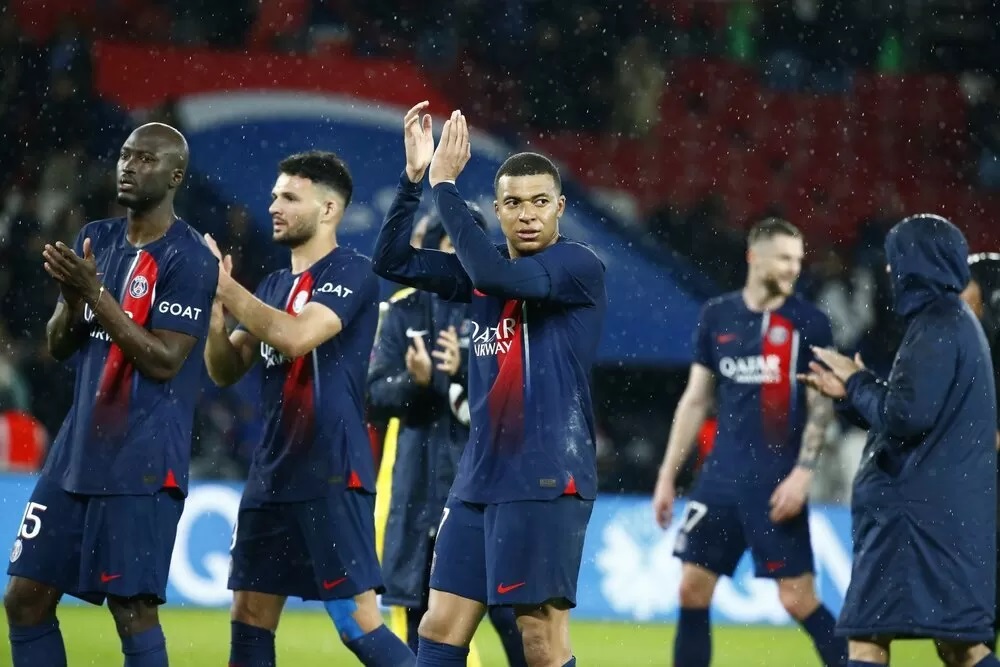 Para pemain PSG usai pertandingan lawan Le Havre. (X @PSG_English)