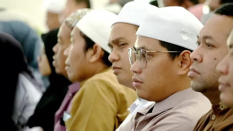 FOKUS: Para guru agama non ASN di Banjarbaru mendengarkan paparan perubahan skema pembayaran insentif tambahan. (FOTO: BKPMRI BANJARBARU UNTUK RADAR BANJARMASIN)