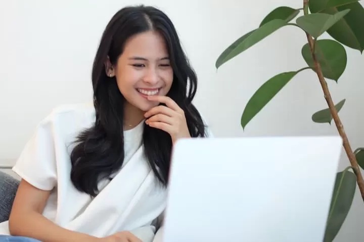 Maudy Ayunda Debut sebagai Produser Film KHD