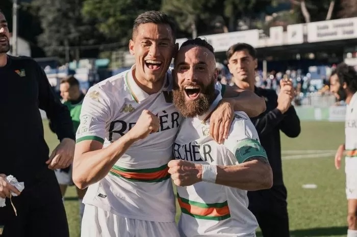 PLAYOFF: Jay Idzes dan Venezia harus berjuang di babak playoff untuk bisa menyusul Como 1907 ke Serie A. (Instagram Jay Idzes)