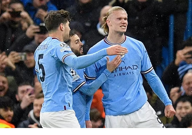 Striker Manchester City Erling Haaland (kanan). (ANTRA/AFP/Oli Scarff/aa.)