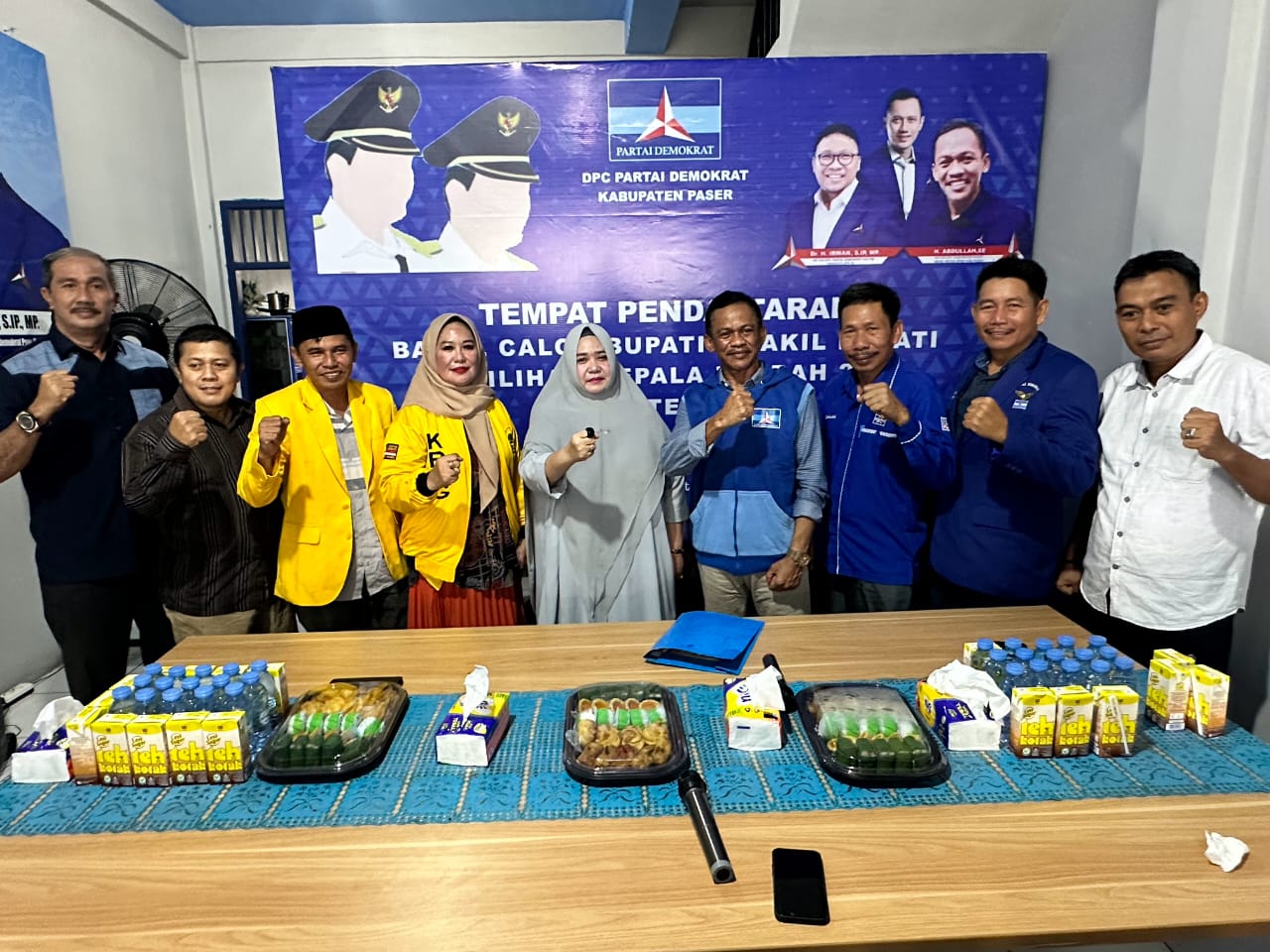 LAMAR PARTAI LAIN: Wabup Paser Syarifah Masitah Assegaf mantap bakal maju menjadi bakal calon bupati di Pilkada Paser 2024. Syarifah menyerahkan formulir pendaftaran ke DPC Partai Demokrat Paser.