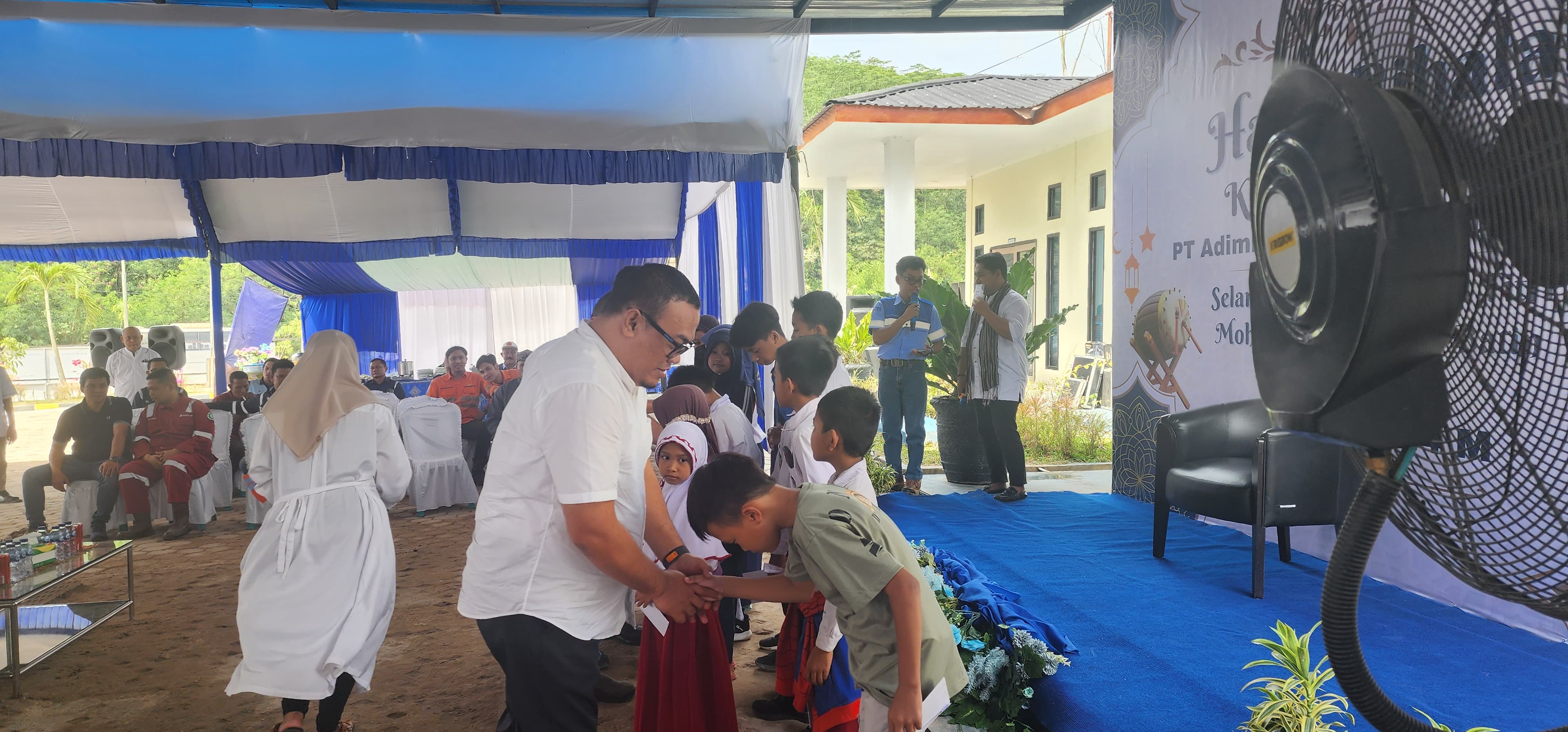 PT ABN peduli dengan warga sekitar perusahaan.