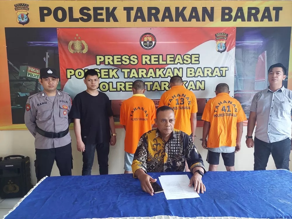 CURANMOR: Ketiga pelaku yang diamankan oleh Unit Reskrim Polsek Tarakan Barat. FOTO: ELIAZAR/RADAR TARAKAN