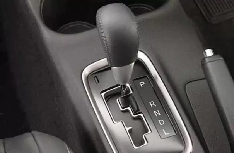 Tuas transmisi mobil matic. (Istimewa)
