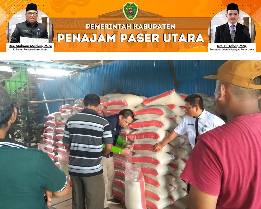 PANTAU: Manajemen PBT PPU mengambil contoh beras milik petani.