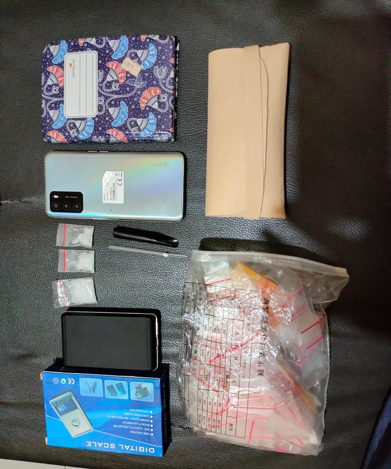 IRT berinisial MT beserta barang bukti narkoba jenis sabu-sabu diamankan usai digerebek oleh tim Crocodile Unit Reskrim Polsek Balikpapan Timur.IST.