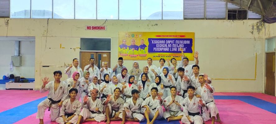 PERTAJAM KEKUATAN: Tim kempo Kaltim masih fokus meningkatkan kemampuan atletnya.