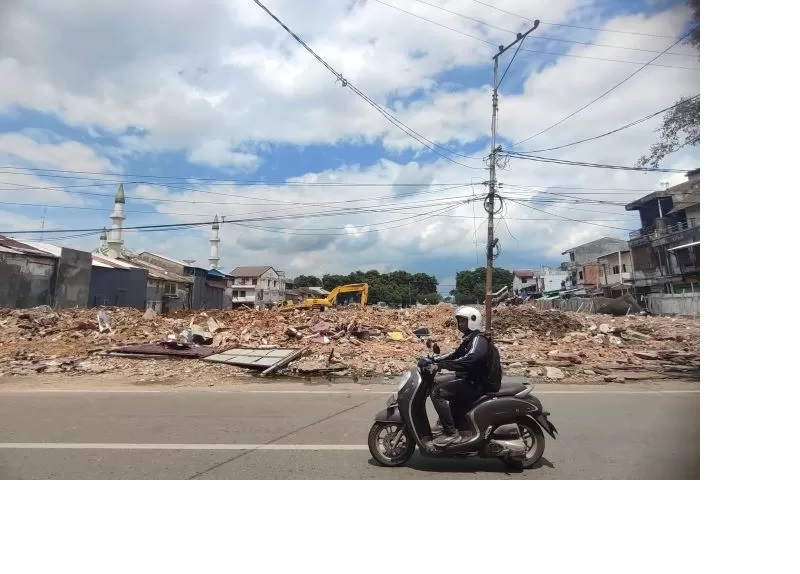 SEGERA BERLANGSUNG. Pembangunan fisik Pasar Pagi dikebut tahun ini harus rampung. (DOK/SAPOS)