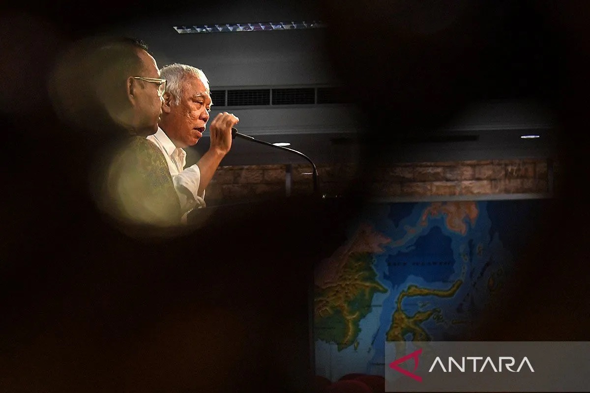 Basuki Hadimuljono (kanan)