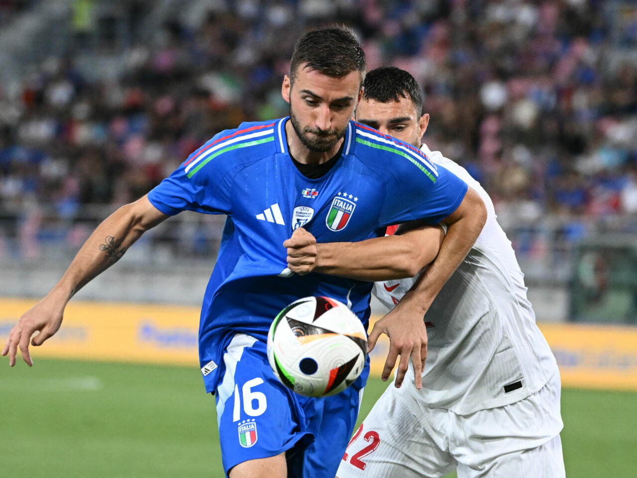 SAMA KUAT: Laga uji coba Italia versus Turki berkesudahan dengan skor kacamata.