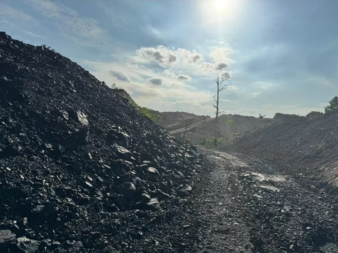 ilustrasi pertambangan batu bara.