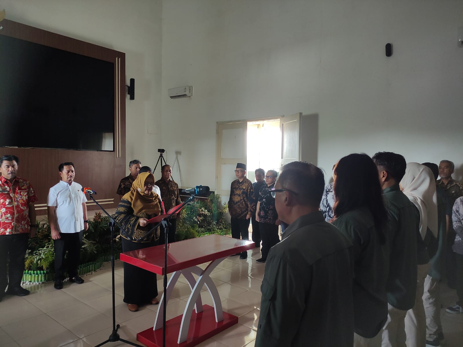 Pelantikan lima Dewan Direksi LPPL Radio Pemerintah Kabupaten Kutai Kartanegara (Elmo/Prokal.co)