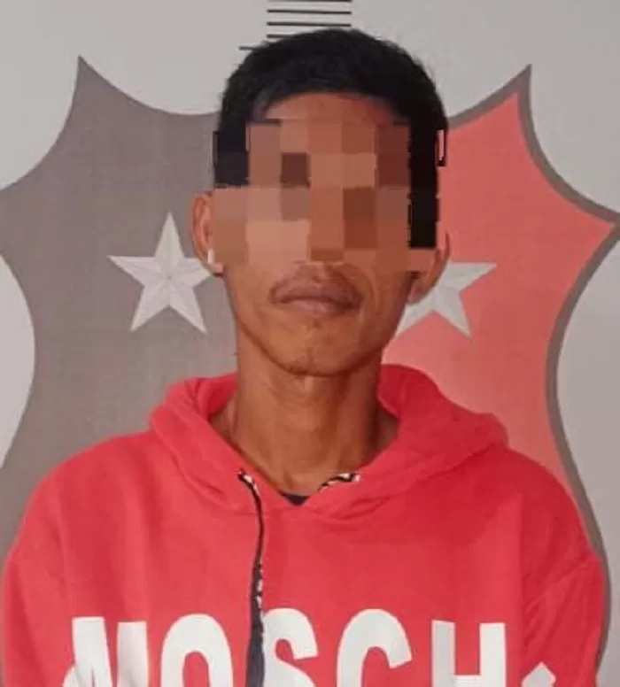 DIAMANKAN: ANJ (33) telah diamankan di Polsek Nunukan setelah menggelapkan uang temannya untuk bermain judi.