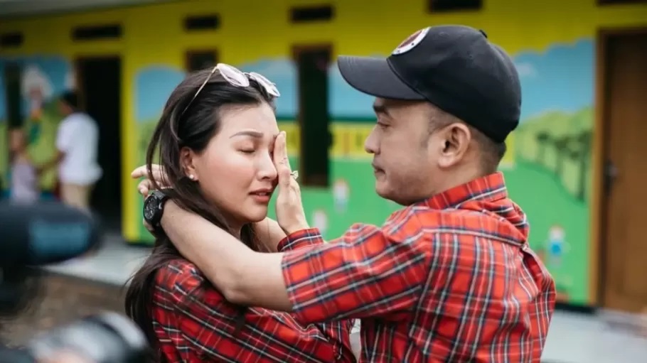 Ruben Onsu gugat cerai Sarwendah. (/Instagram).