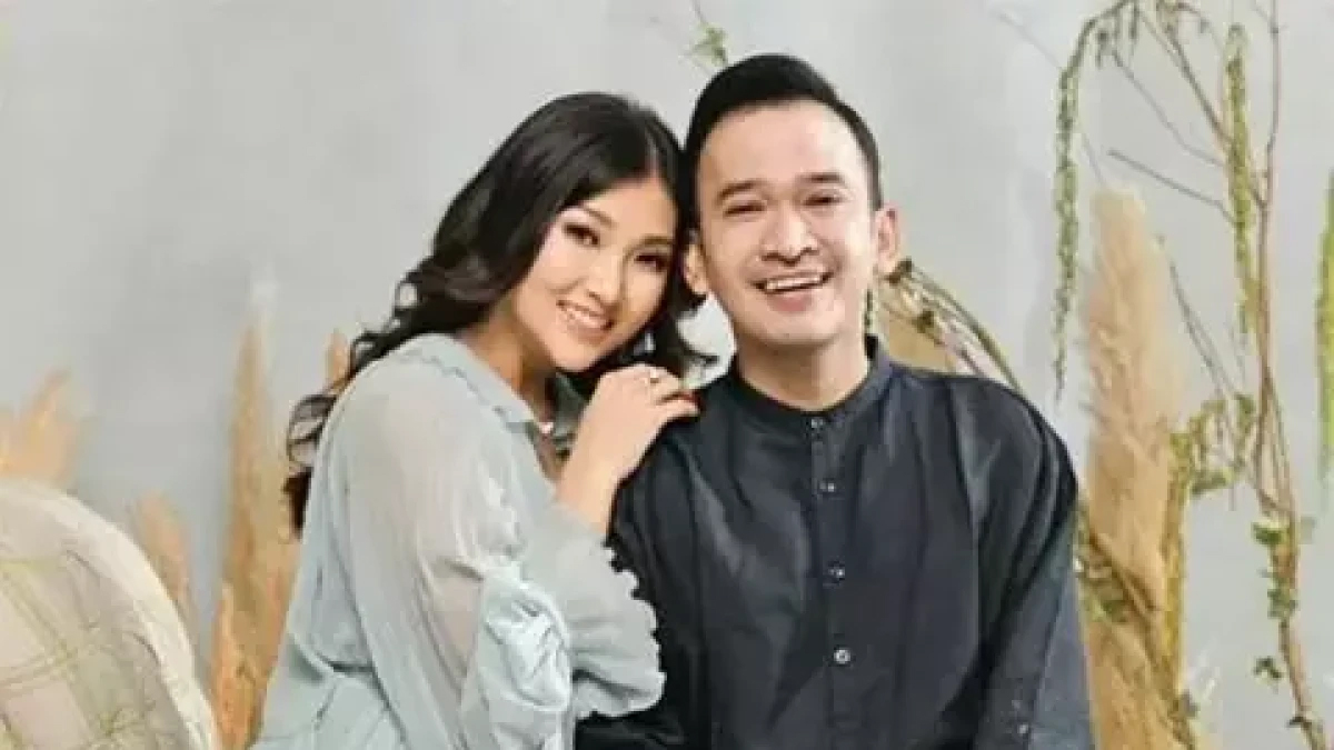 KANDAS : Setelah 11 tahun menjalani pernikahan, bahtera rumah tangga Ruben Onsu dan Sarwendah akhirnya karam juga, setelah gugatan cerai masuk ke Pengadilan Agama.