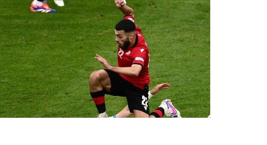 Georges Mikautadze cetak satu gol saat melawan Rep Ceko.