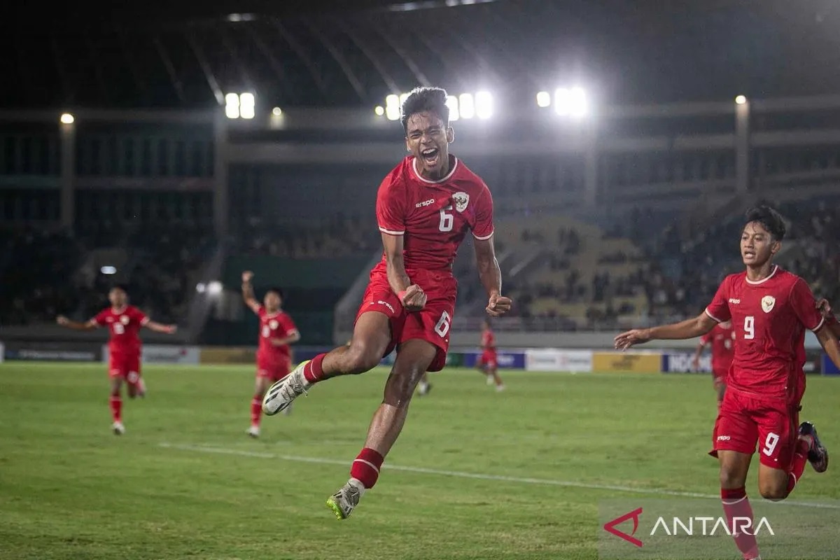 Evandra dkk rayakan gol ke gawang Filipina.