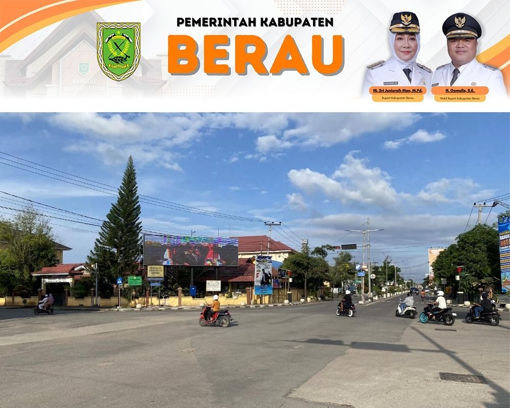 PERLUASAN INFORMASI: Pemasangan videotron di empat titik bertujuan sebagai penyebarluasan informasi pembangunan daerah, mulai dari program dan capaian masyarakat hingga promosi pariwisata.