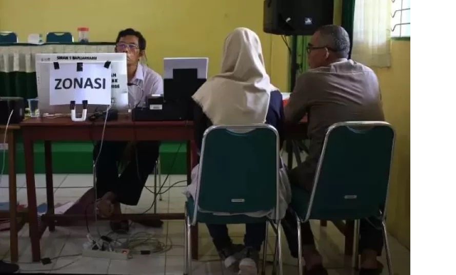 JALUR ZONASI: Penerimaan Peserta Didik Baru (PPDB) jalur zonasi di Banjarmasin, beberapa tahun lalu.