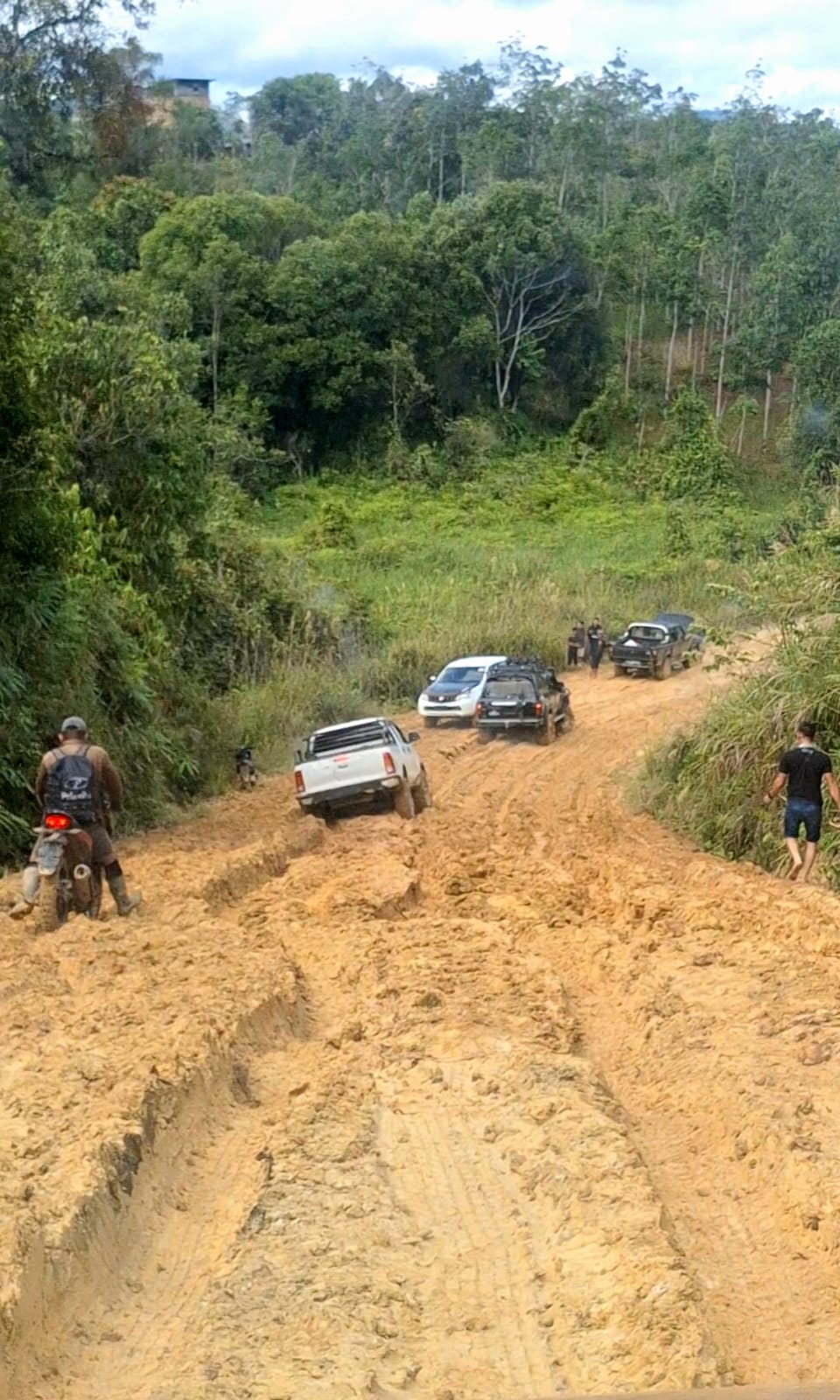 PERBATASAN: Infrastruktur di wilayah perbatasan yang sampai saat ini masih butuh penanganan.