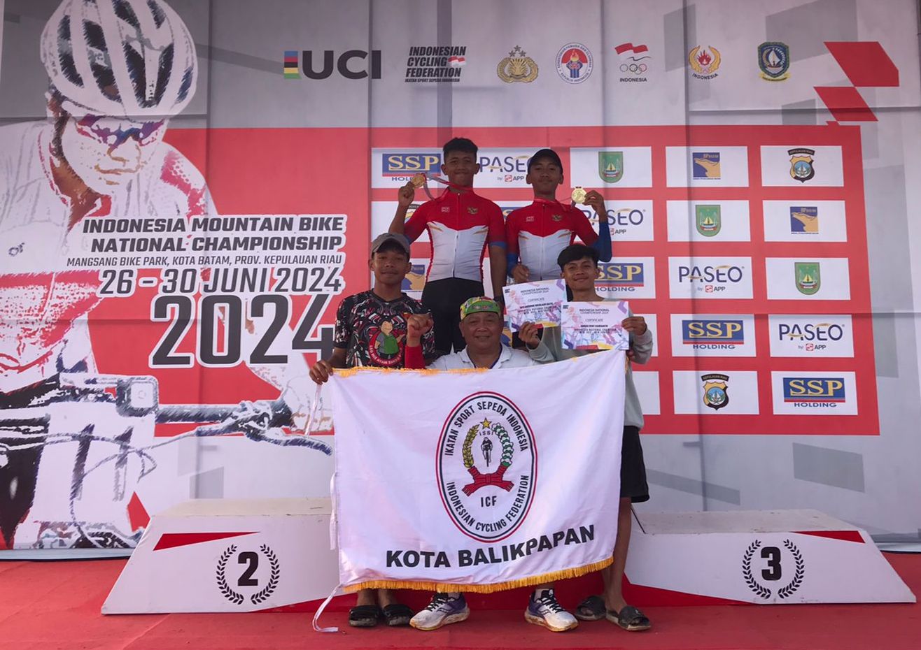 LAMPAUI TARGET: Tim balap sepeda Balikpapan sukses memboyong tiga emas pada Indonesia Mountain Bike National Championship 2024 di Batam.