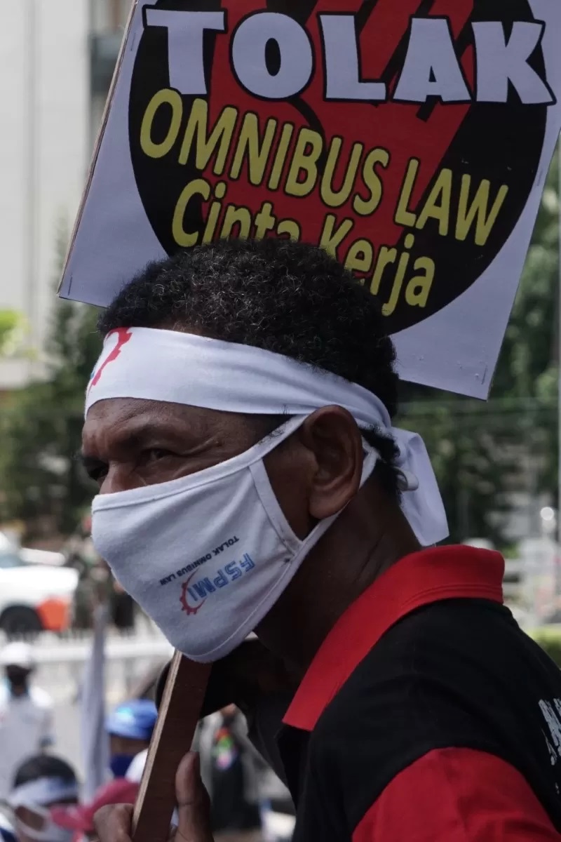 GIGIH: Hari ini, kaum buruh di Kalsel bakal kembali menggelar aksi unjuk ras (FOTO: WAHYU RAMADHAN/RADAR BANJARMASIN)