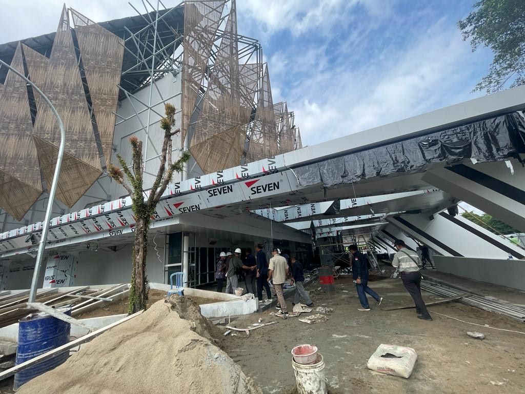 MASIH PROSES. Proyek interior gedung serbaguna GOR Segiri akan digarap tahun ini dengan pagu anggaran Rp 40 miliar.